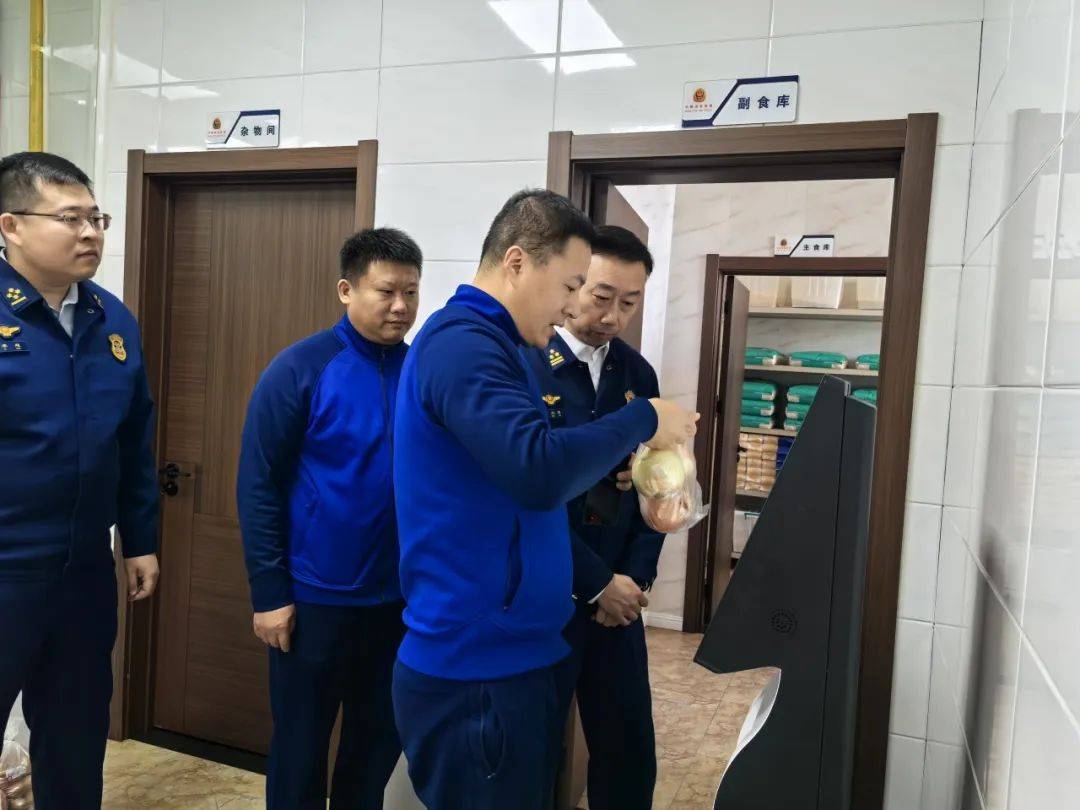 哈尔滨支队戚文军支队长深入延寿大队调研指导工作