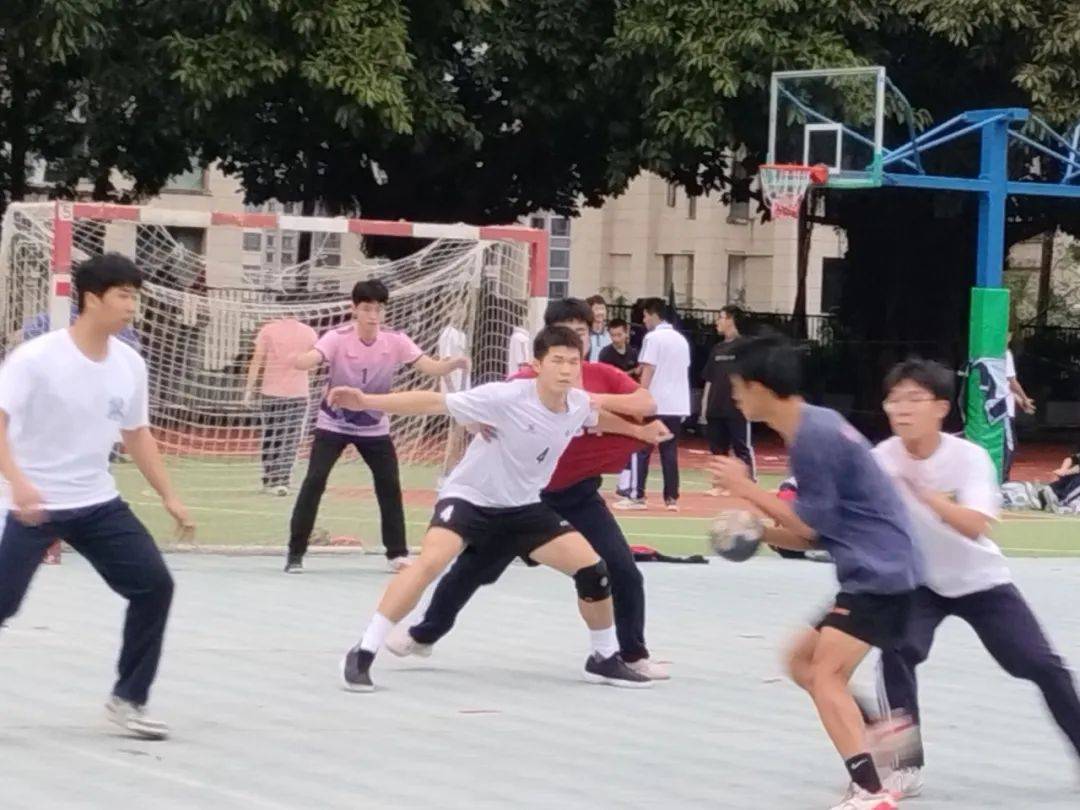 浮仓学子竞风采 赛场拼搏展英姿——福州第七中学第52届运动会圆满落幕