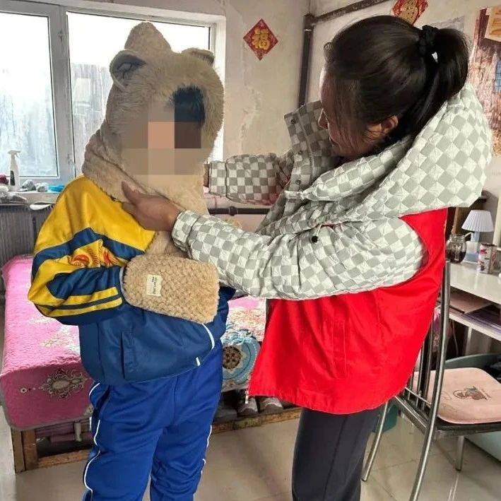 乌伊岭镇开展“快乐成长 梦想起航”志愿服务活动
