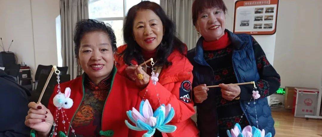 寒冬生暖意，微光抚人心 | 万辉社区开展国际志愿者日主题志愿活动