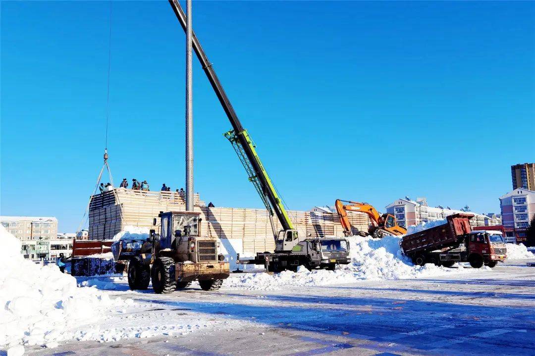 阿荣旗：雕PG电子app琢冰雪之美 打造冬日盛宴(图1)