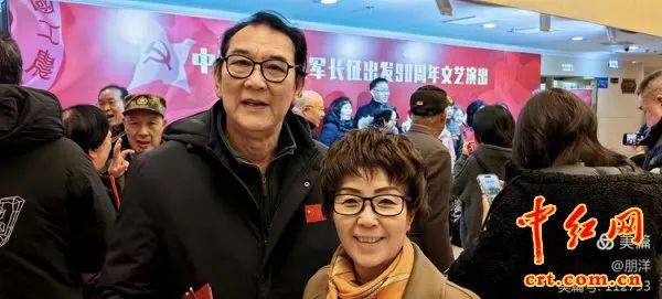 北京梁将军女儿梁静图片