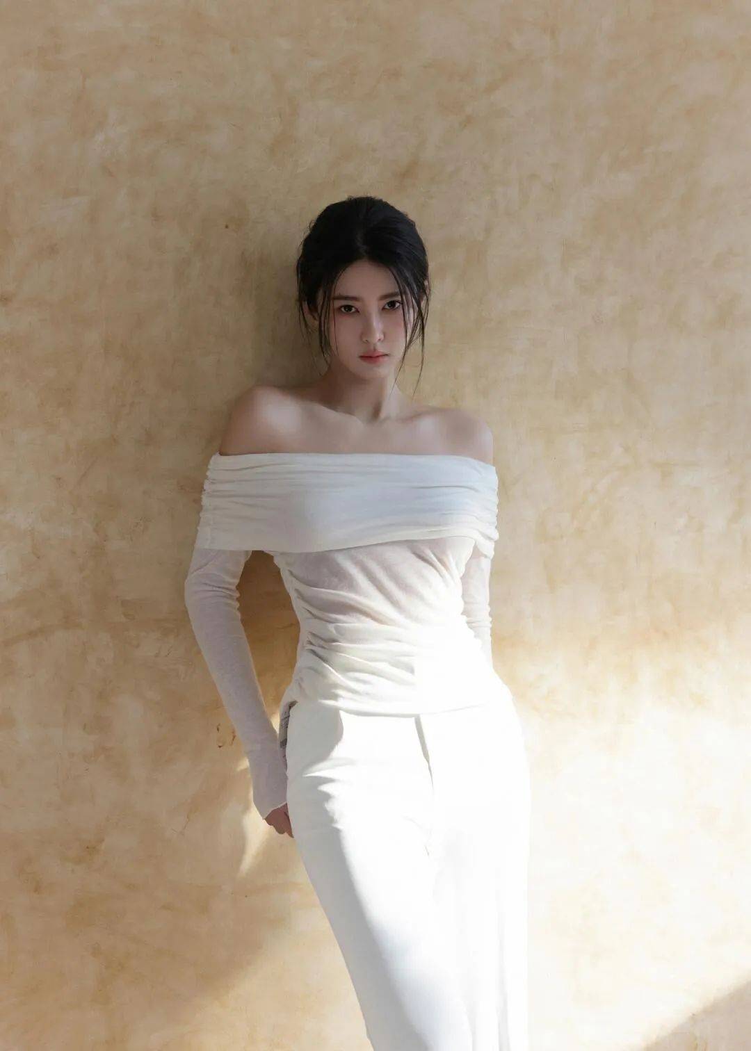 ???ĵ????£???ѡ25ƪ??