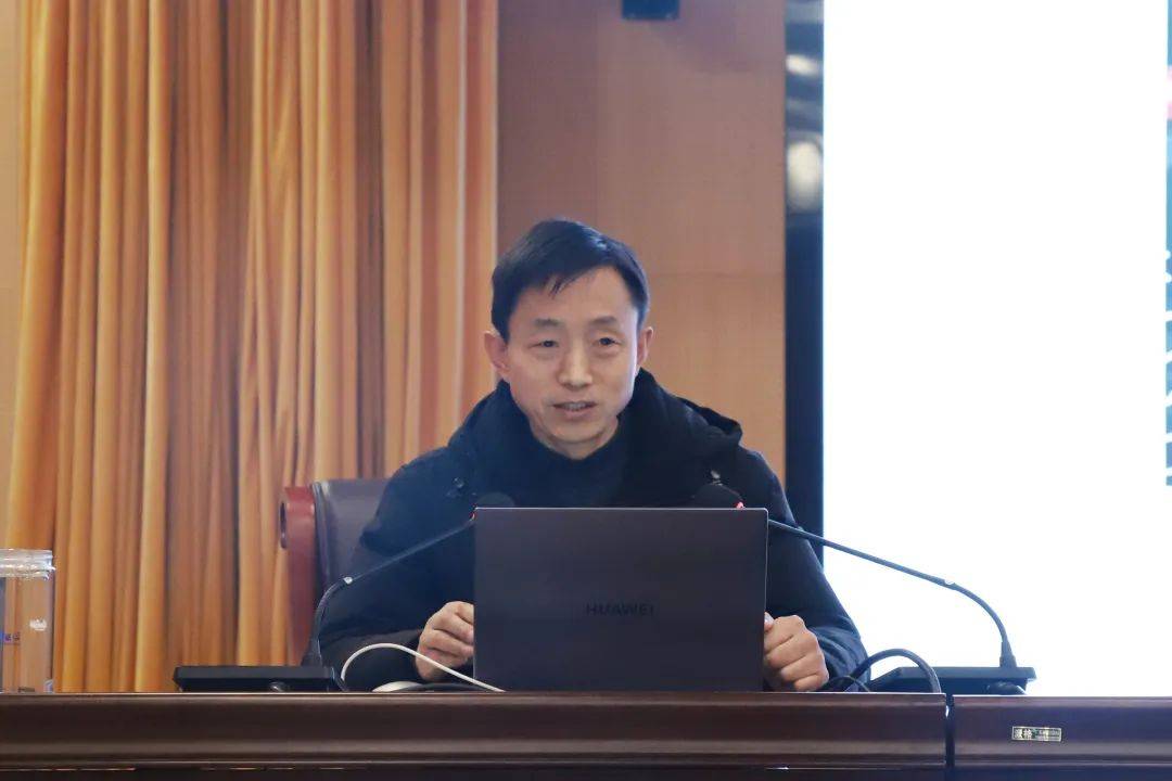 强化学习培训 提升履职能力——县政协召开委员及机关人员履职能力提升培训会(图2)