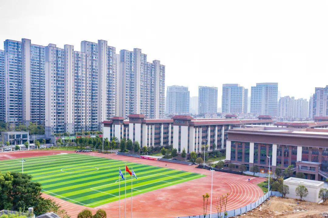 长郡双语雨花中学图片