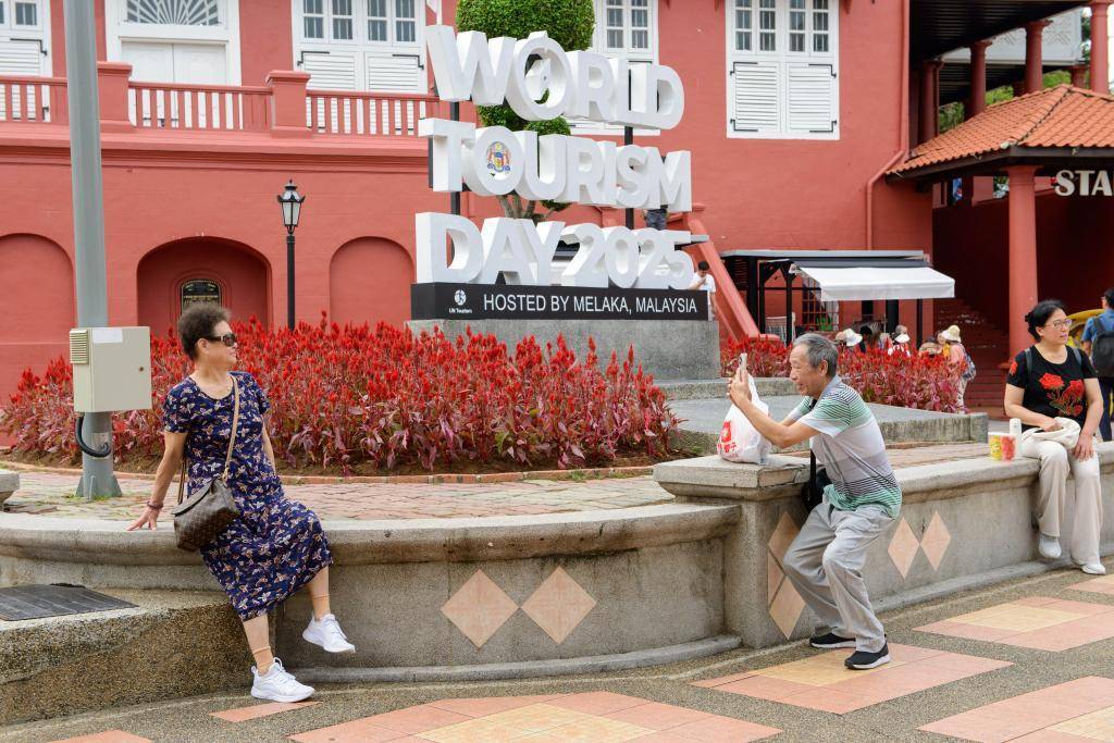 图片[2]-从“中国游”到“世界游”：往来便利让中外游客“双向奔赴” -华闻时空