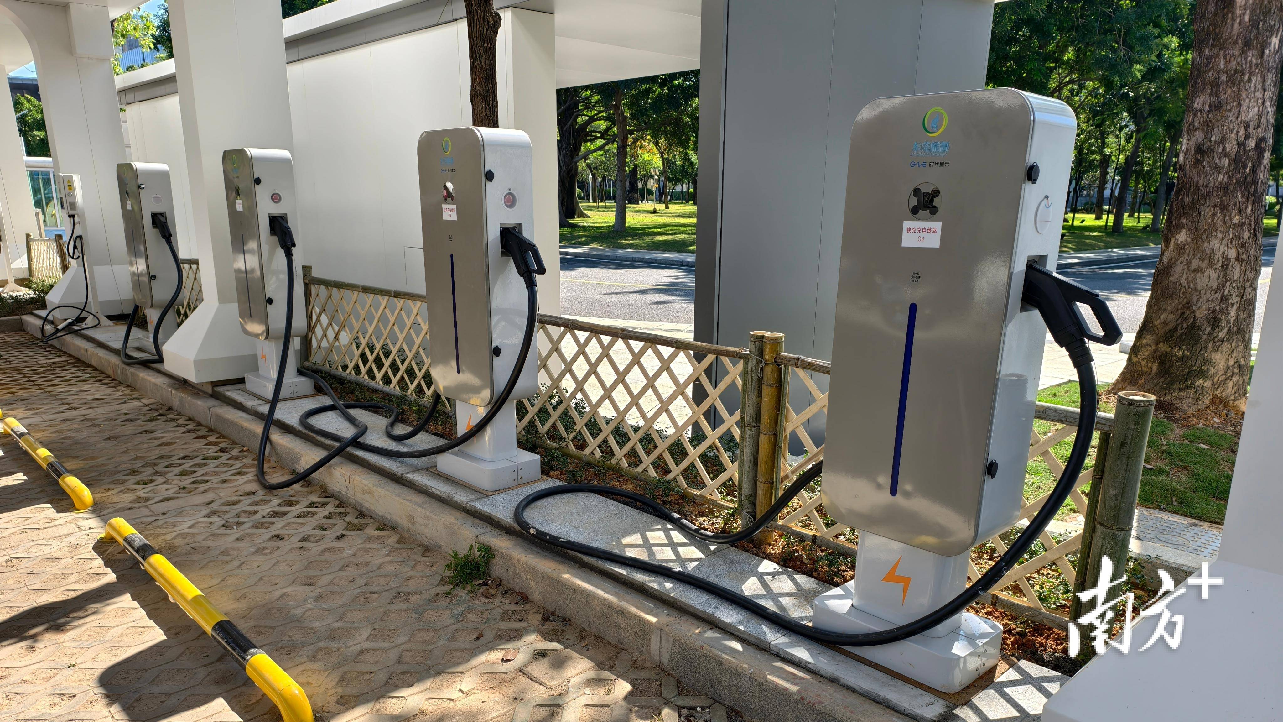 年发电200万度,东莞首个市级机关光伏项目启用 年发电200万度,东莞首个市级机关光伏项目启用