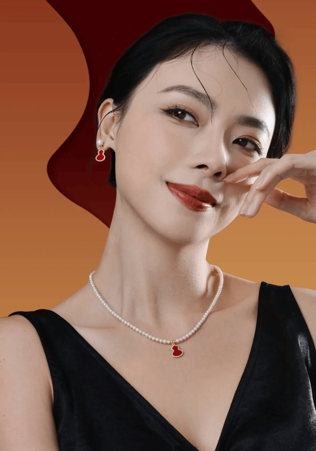 高级,气质,显白的新中式首饰,新年戴美绝了!