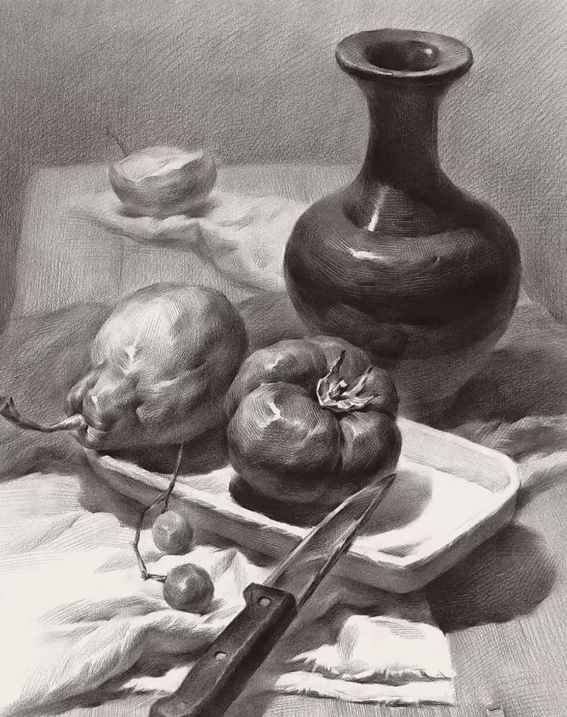 静物素描‌:描绘花,水果,器皿,家居物品等静态物体,目的是捕捉其