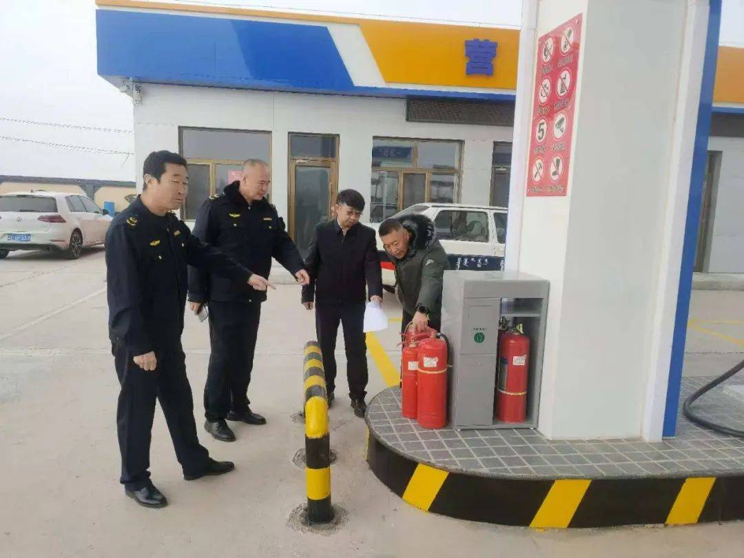 镇为春节安全，对重点行业进行安全检查