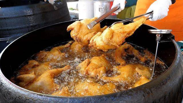 惊！日常食物竟成“健康杀手” “垃圾食品”排行榜，第一名你绝对想不到！