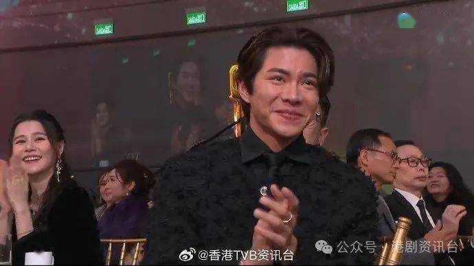 陈懿德：从颁奖典礼到生日会的星途与恋情