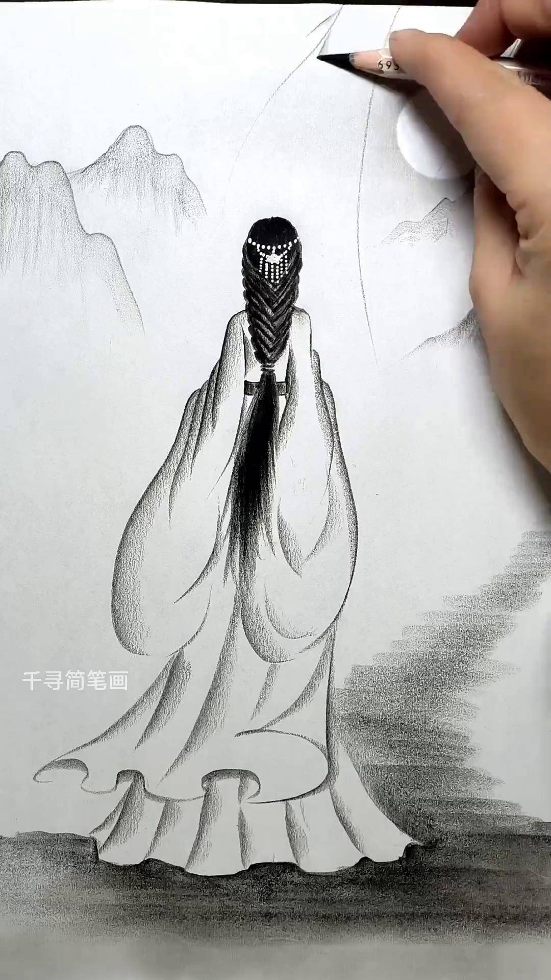 简单画古风美人炭笔画 古风炭笔画 古风人物绘画