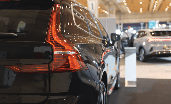 50万元豪车配“山寨”音响？沃尔沃4S店“偷