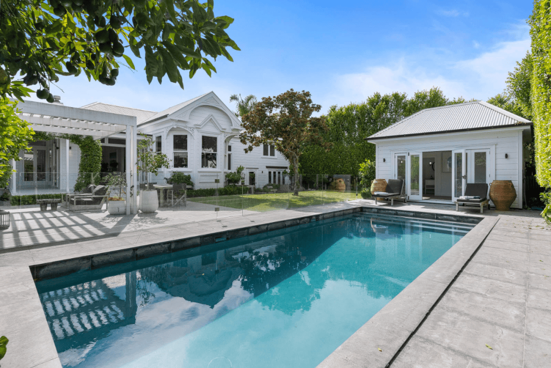 北岸 | devonport 4房 cheltenham奢华别墅 超大花园 迷人泳池 融合