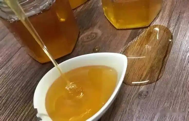 糖尿病人一天一勺蜂蜜(二型糖尿病可以喝蜂蜜水)