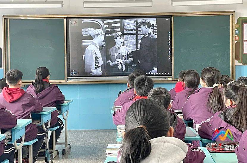 童心绘榜样小手传大爱丨上党区柳林学校雷锋日多维实践润童心