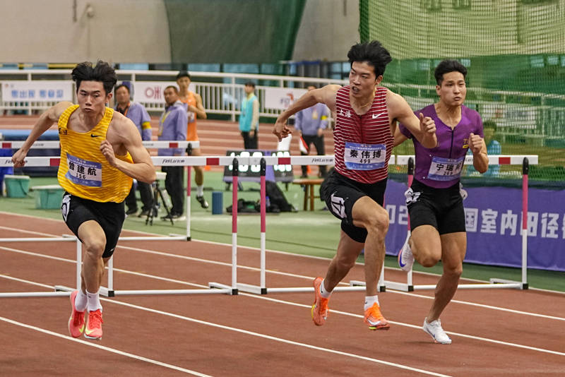 刷出PB 7.56秒!刘翔师弟秦伟搏全锦赛60米栏夺冠_决赛_成绩_孙海平