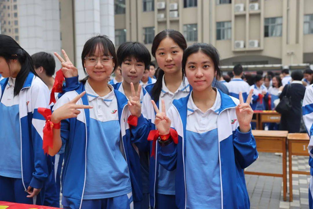 百日砺剑酬壮志 六月乘风振鲲鹏