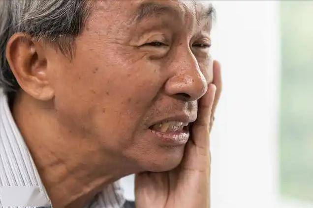 长期与水果“绝缘”，身体变化惊人！ 老年人不爱吃水果？小心这些健康危机！