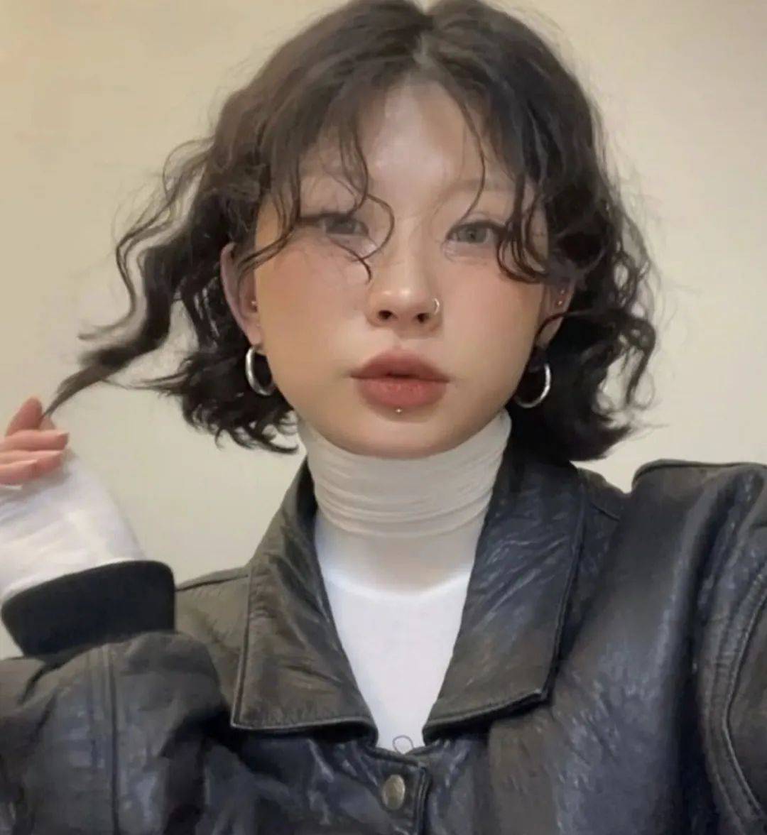 短发烫全头