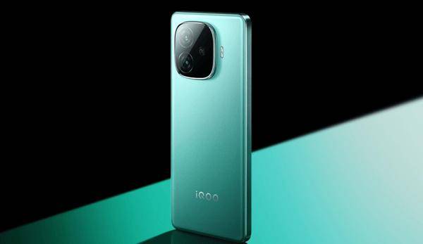 iQOO Z10 Turbo Pro三证齐全：7K大电池＋高性能芯片