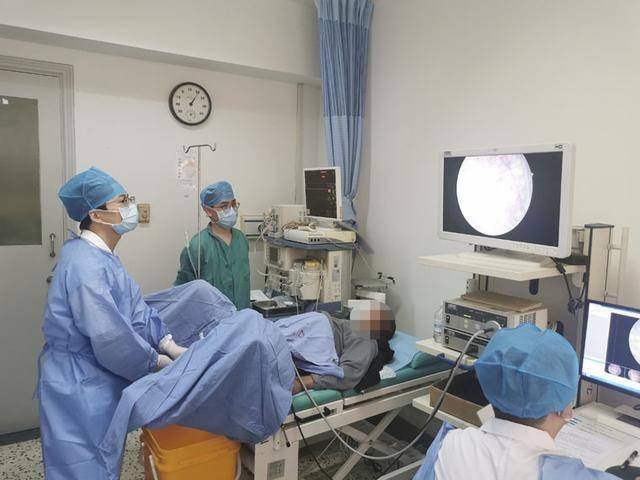 守护膀胱健康，饮食和生活习惯是关键！，老来膀胱问题多？这些习惯是元凶！