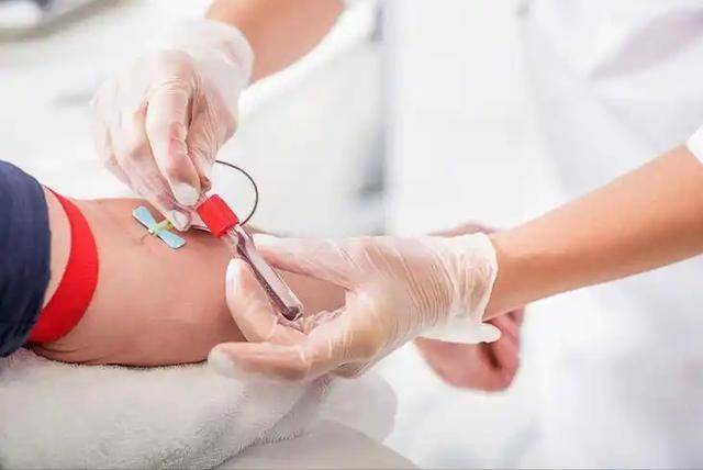 高血糖人群午睡指南：细节决定健康，高血糖人群午睡，可能带来这些身体变化！