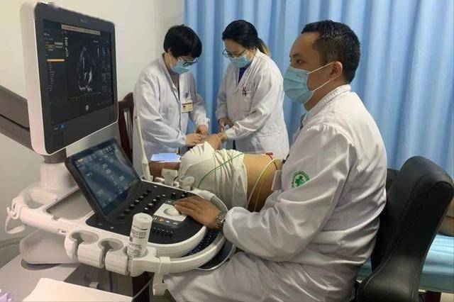 揭秘：长期喝绿茶，老人身体会迎来哪些惊喜转变？ 绿茶助力，老人健康三个月大蜕变！