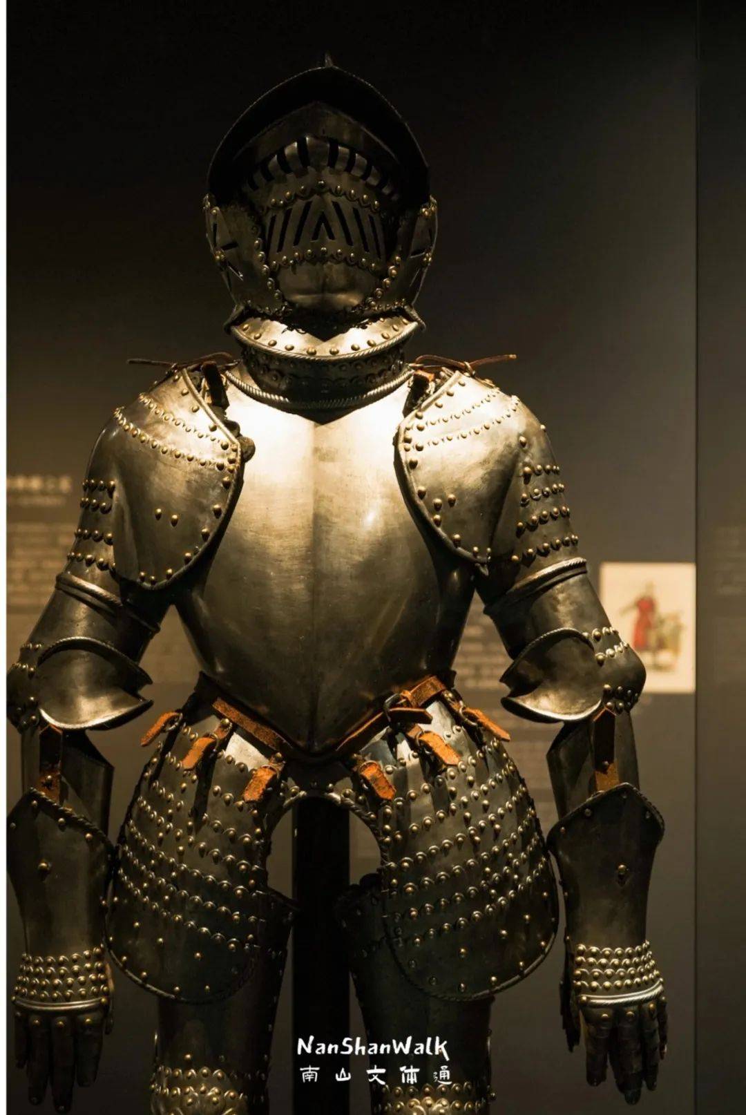 欧洲骑士盔甲免费试穿!