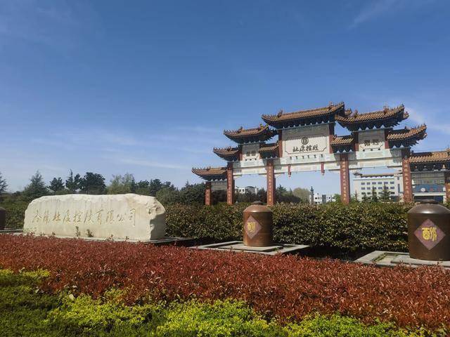 危险的酒庄之旅：探索千年葡萄酒押韵