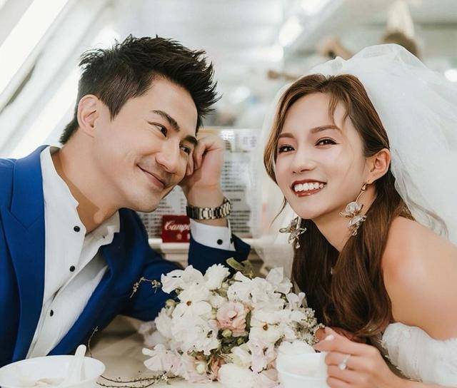 恭喜TVB知名金童玉女今日大婚新娘子情绪激动两度落泪DB电竞下载(图6)