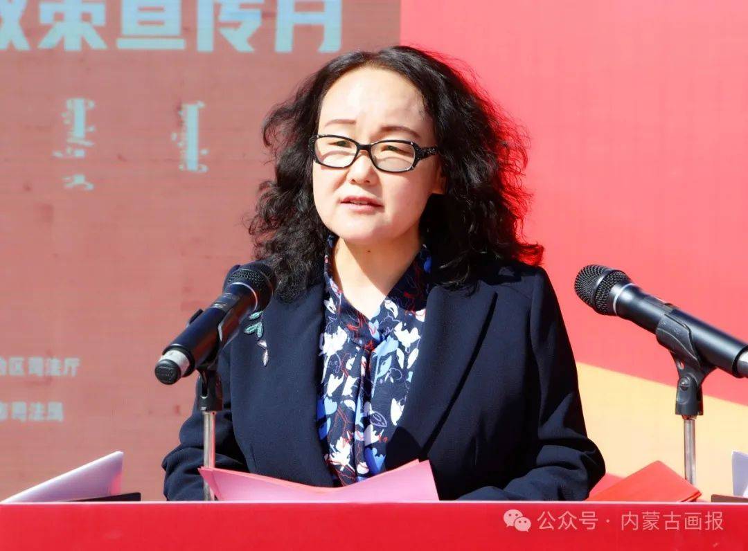 乌海市委常委,统战部部长闫爽致辞乌海市人民政府副市长张明明主持
