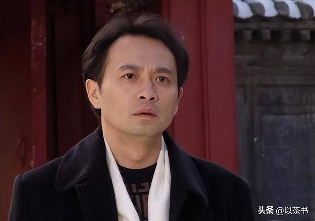 61岁丁志诚现状：住所和前妻相隔200米未再婚，摇身一变成女儿奴