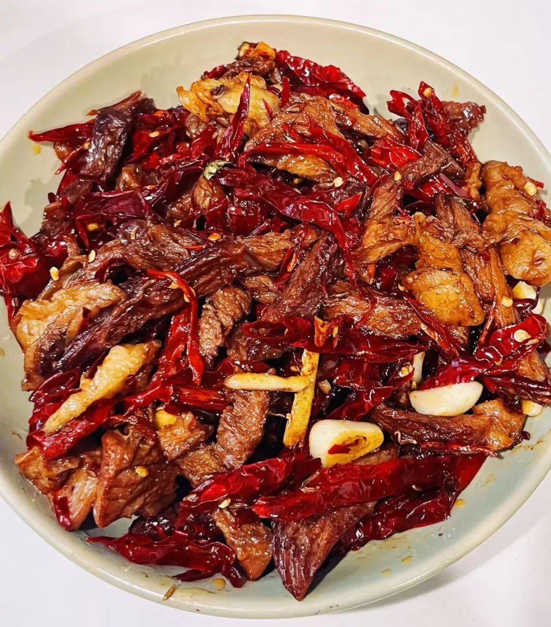 90后涌入家政业：做饭阿姨男保洁成新潮流自由赚钱两不误凤凰联盟注册(图1)