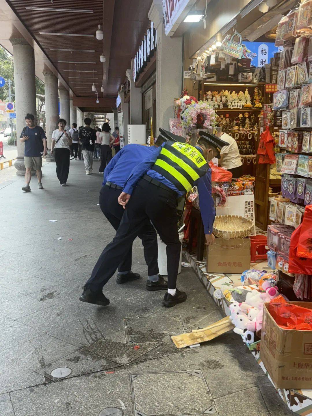 鲤城开展"庆五一"文明旅游宣传引导活动