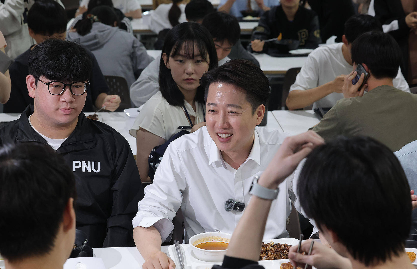 图片[3]-韩国大选开启拉票战，候选人“各出奇招”：重点拼经济，有人想借AI复苏韩国经济-华闻时空