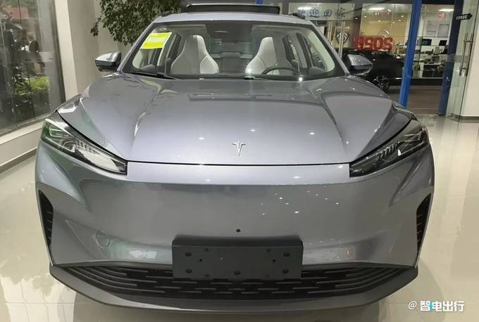 示界06上市，神龙新品牌能否打破“复制粘贴”的魔咒？