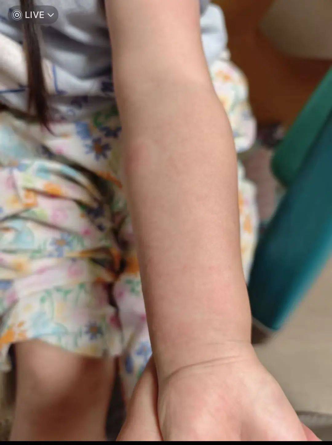 不要摸！不要摸！上海多区发现，有女子崩溃：去医院也清理不干净
