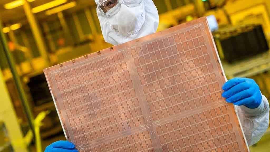 三星开始构建玻璃基板生态，为 AI 时代下一代半导体做准备