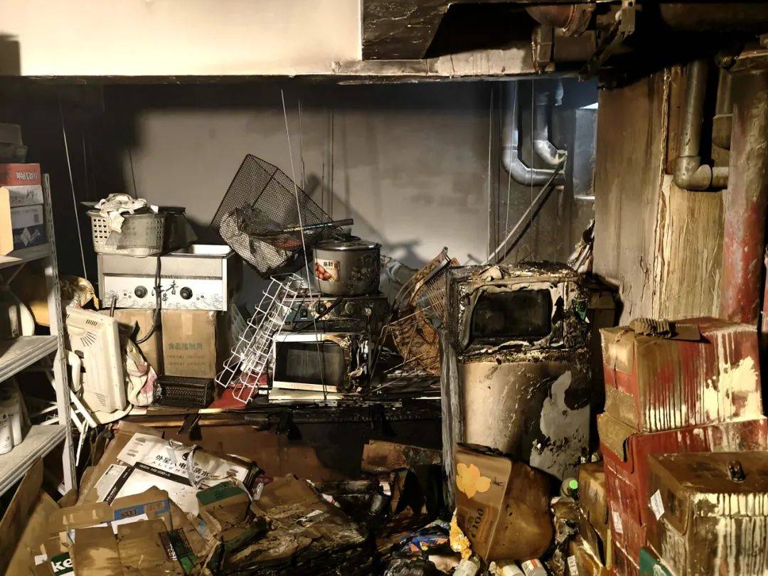 許願文：火災逃生指南#nanobananapro, image size:1080x810