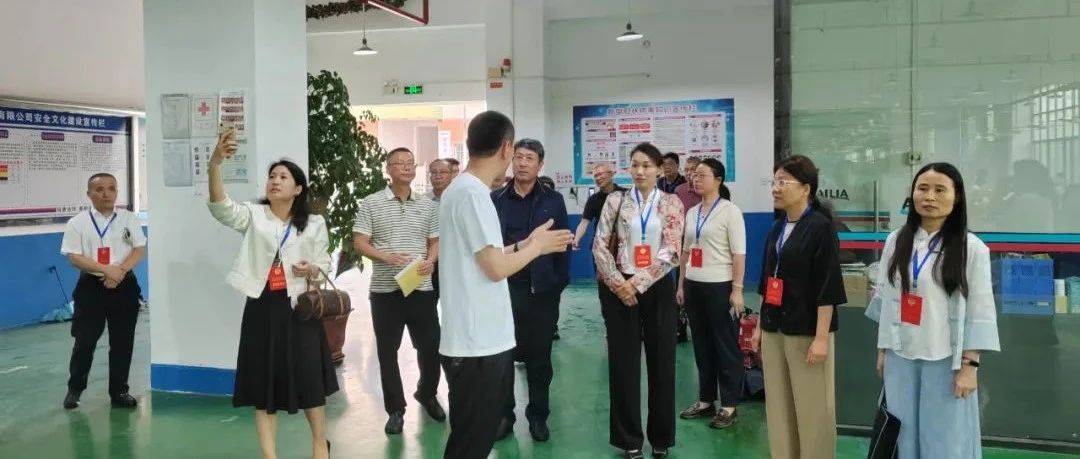 区政协召开“坚持‘招商’与‘养商’并重，持续优化营商环境”专题调研暨重点提案办理协商会