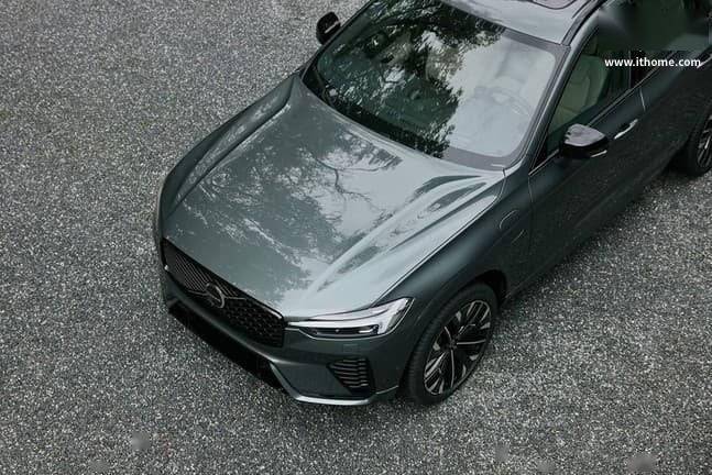 2026款沃尔沃XC60上市，五款车型价格区间39.69万至47.49万