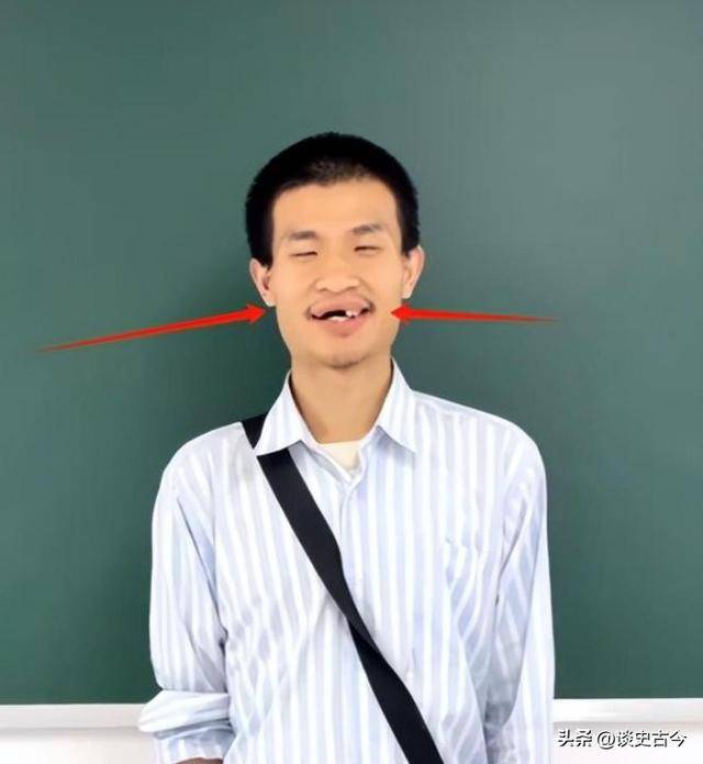 不迎合、不巴结、不打招呼，校领导、系主任，通通给韦神让路！