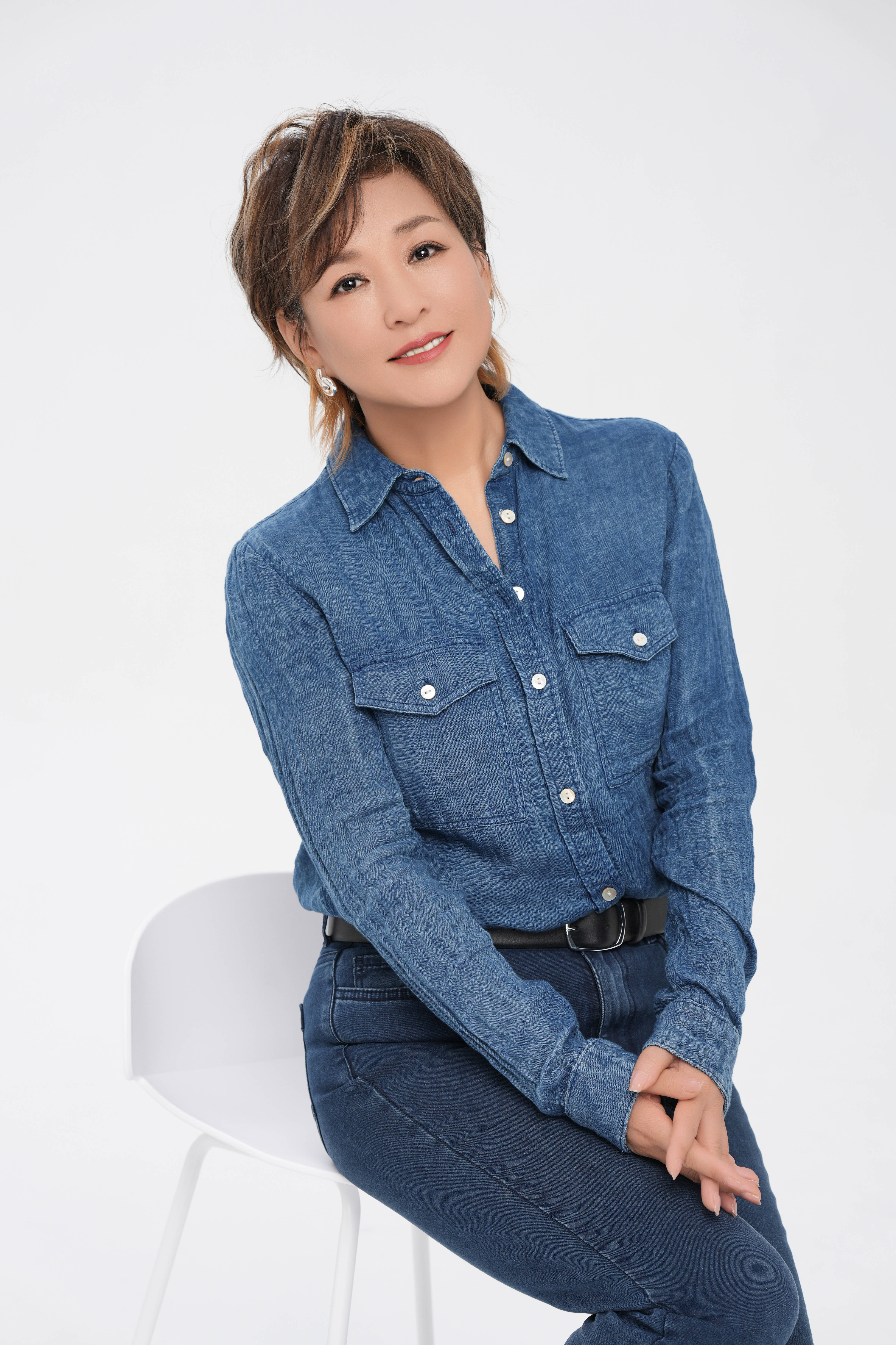 绽放|对话李静:50岁不是下坡路,更年期也是"第二个青春期"
