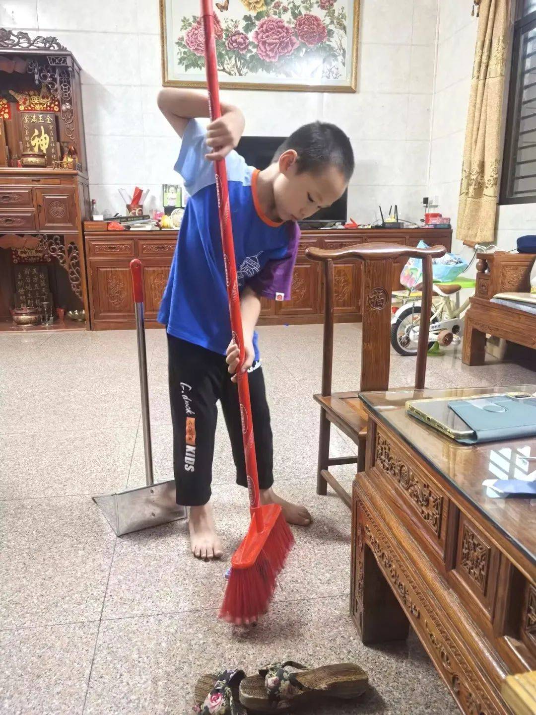 一五班"劳动小能手"实践活动:我是家庭清洁小