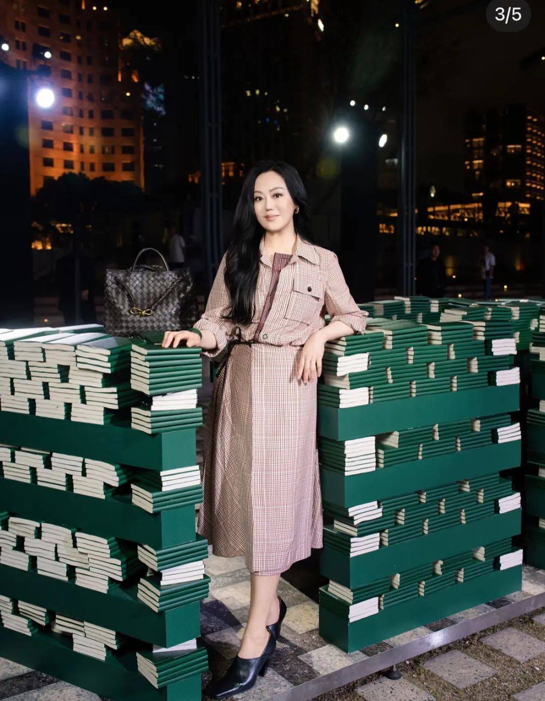 看了章小蕙穿搭,中年女人还是不要太瘦