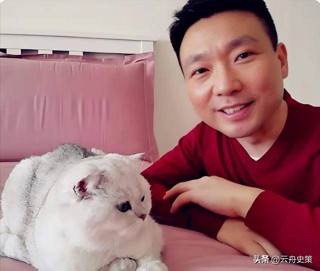 康辉：我高考分数远超清北，却被人暗中顶替，依靠父亲查明真相！