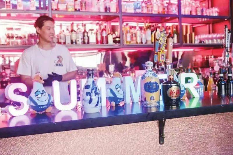 白酒行业头等大事：如何让年轻人爱上白酒？