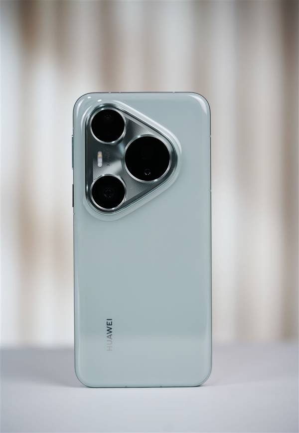 1英寸摄像头太夸张！华为Pura 80 Pro+釉青图赏